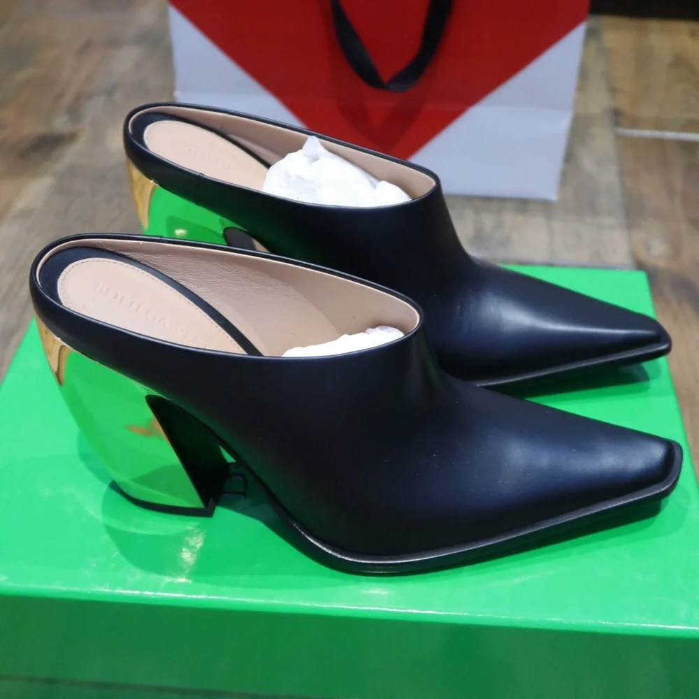 Bottega Veneta Tex Pumps Black/Gold – Never Worn, Box & Dust Bag - Picture 4 of 11